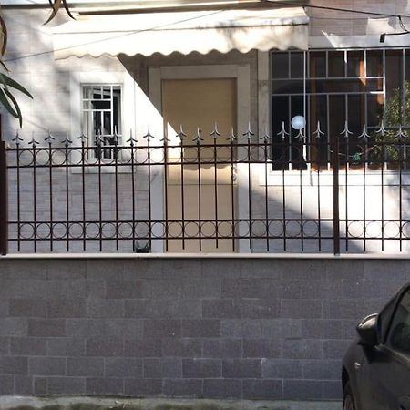 Es Apartment Tirana Bagian luar foto